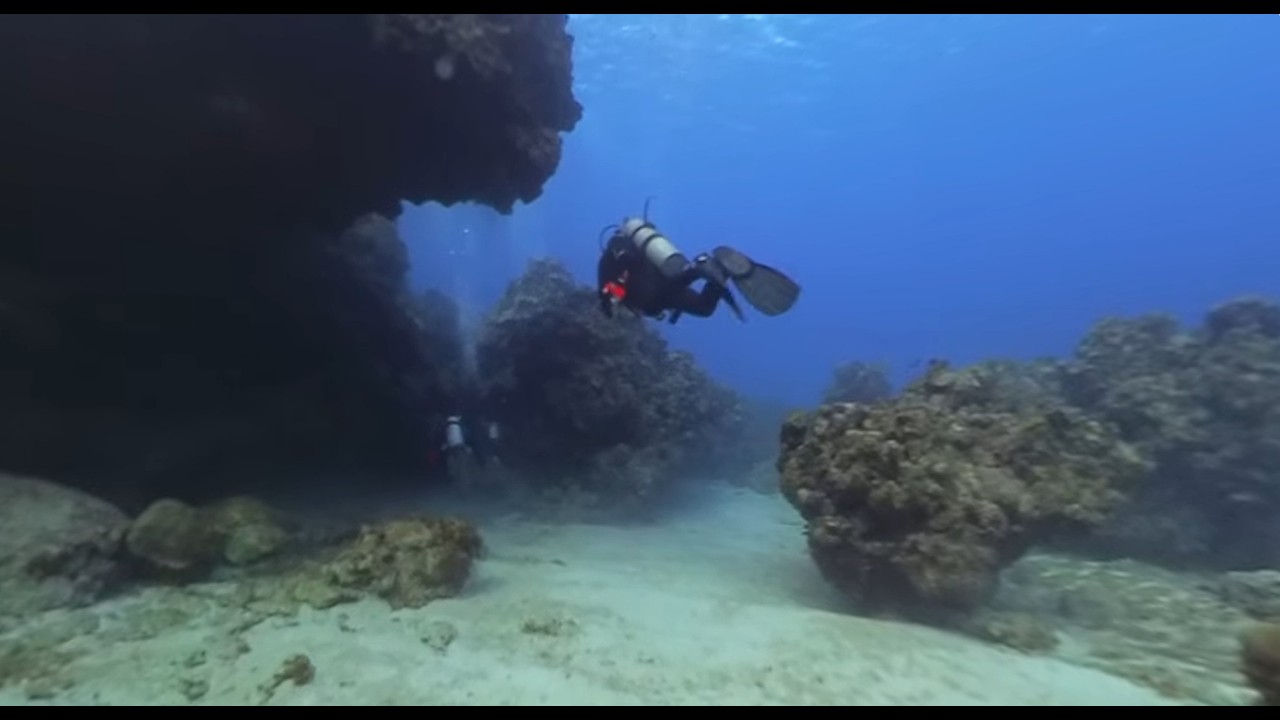 DD6 Grand Cayman Devils Grotto 1