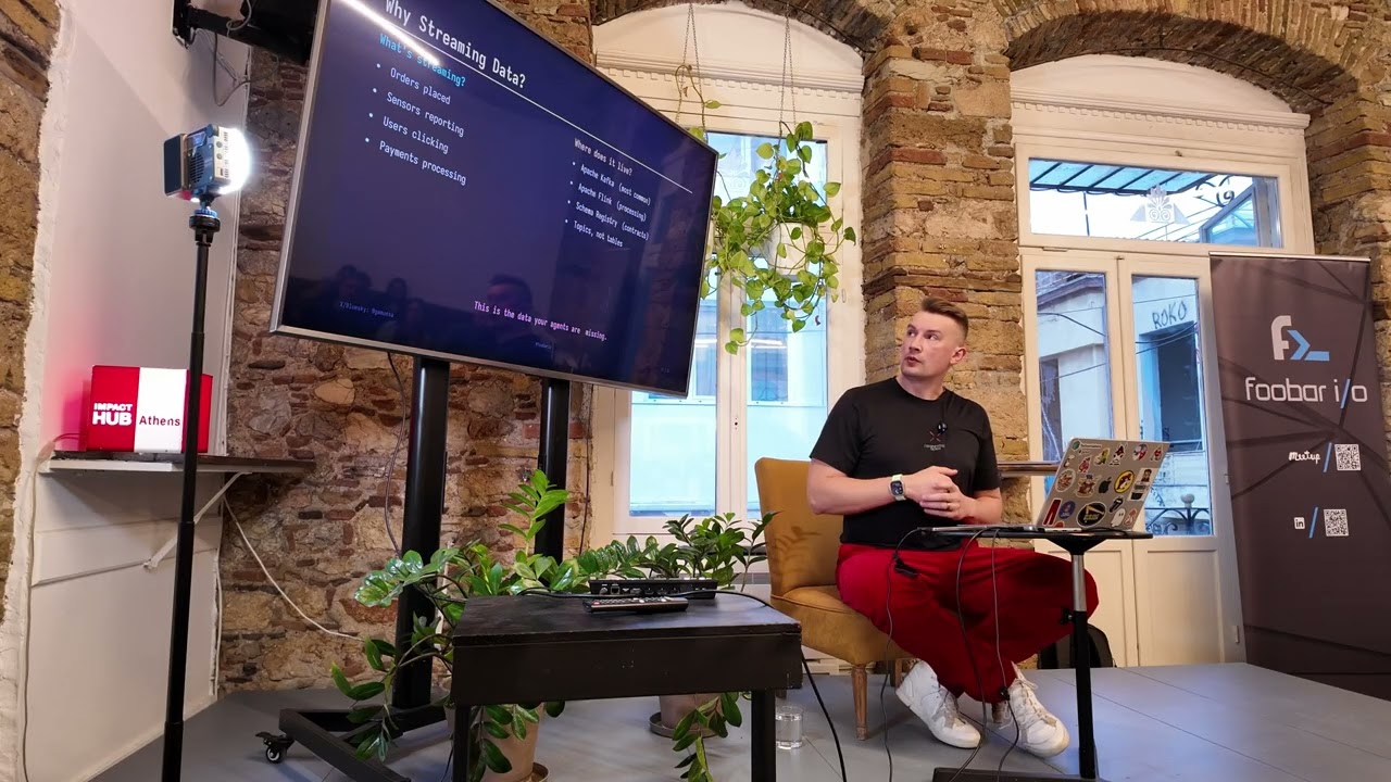 The Missing Protocol: How MCP Bridges LLMs and Data Streams | Foobar.io Athens