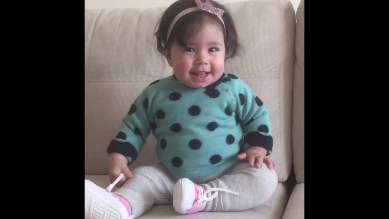 Zeren Naz bıcı bıcı dansı yapıyor, Komik bebek videosu YouTube