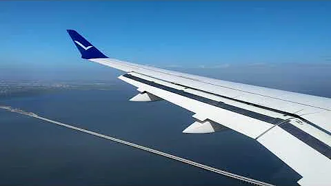 Landing at Tampa International Airport(TPA) - Stunning View Over Old Tampa Bay