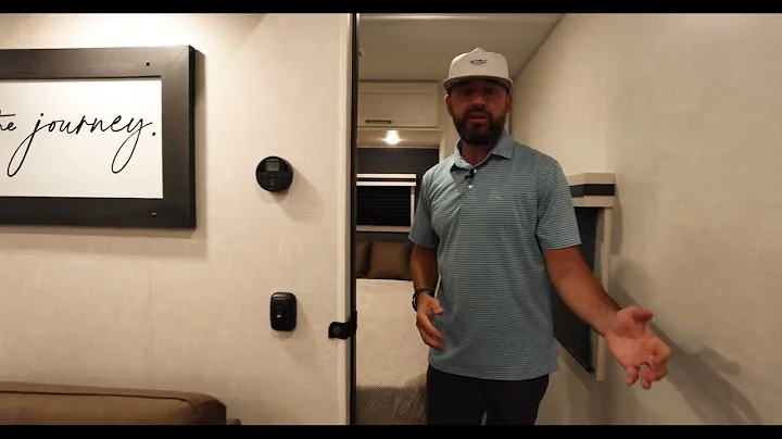 2025 Surveyor 252RBLE