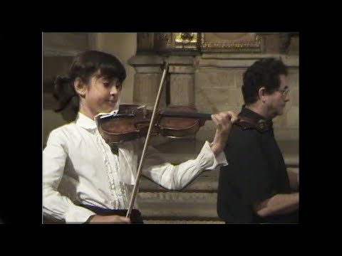 SPOHR Concerto 2 - De NIÑA tocando el VIOLIN 👶 😱 - Anna Milman  - Revillagigedo 🏰