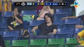 20130815 CPBL 猿VS象 4下 球評楊清瓏老師的菜