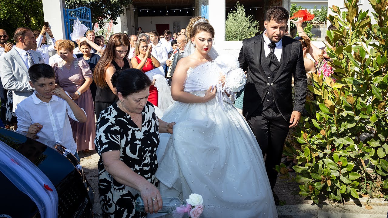 Familja Çaça percjellin vajzen e tyre | Studio iBEG4 |