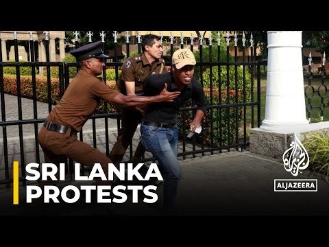 Sri lanka protests: university students lead anti-government rallies