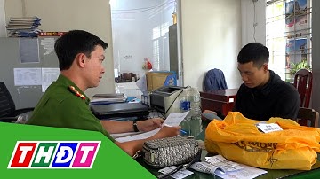 Thu giữ trên 8.000 tờ rơi cho vay tiền và nhiều biên nhận vay tiền | THDT