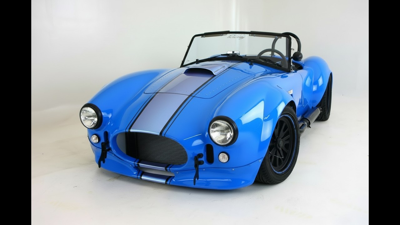Factory Five MKII Cobra build part 15 Paint test.. White blue and orange Pearl
