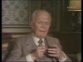 Commento di Pertini sui ritardi nei soccorsi dopo il terremoto in Irpinia. (TG2 Studio Aperto 1980)