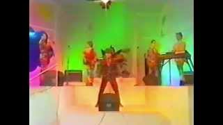 Nobody Takes Me Seriously Anyway - Split Enz