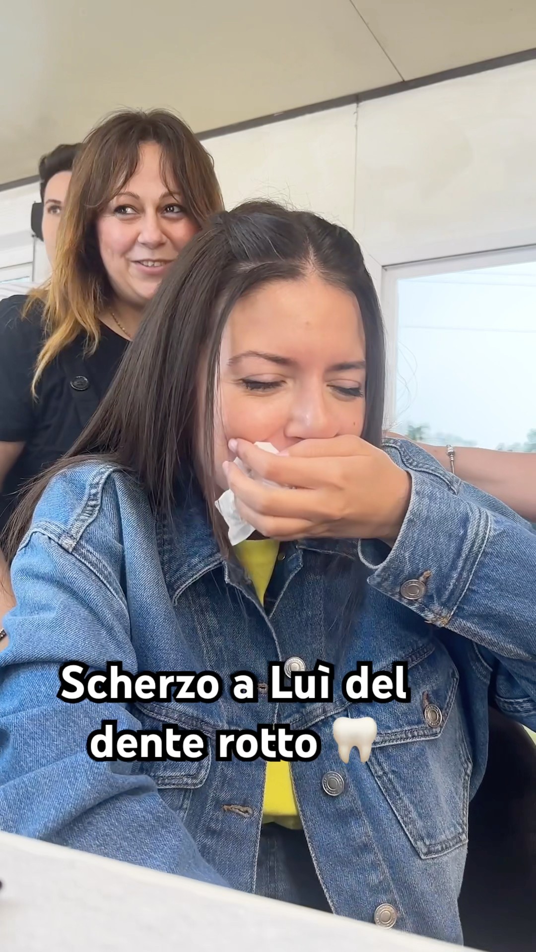 Scherzo del dente rotto ?