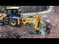 JCB 3CX excavator / bager at work 3