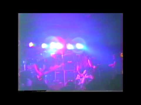 Sepultura - Stronger Than Hate ( Live NY 1990 ) Hi...