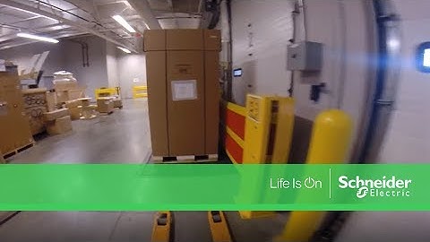 NetShelter SX3K Server Rack and Shock Packaging - Unpacking and Integration Timelapse Overview