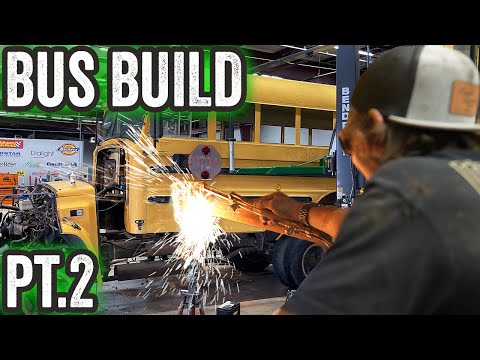 Cutting up Gas Monkey's BIGGEST build EVER- Part 2 - Gas Monkey Builds