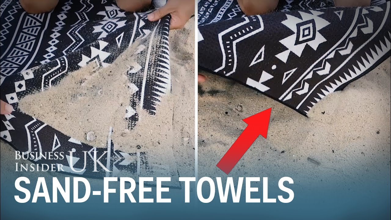 bitoasis Sand doesn't stick to this towel even when it's wet
