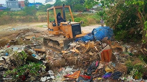 Amazing Actions! Recycle Transfer Garbage Dump Clear & Pushing Abandoned Toilet Bowl By Skills Dozer