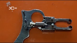 RIFLE DE CLAVOS PARA PURGAR DEMONIOS