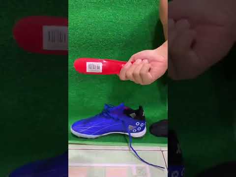 Video Hướng Dẫn Mang Giày Đá Banh Cổ Cao Và Cổ Thun [Mẹo Vặt] - youtube