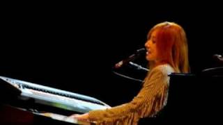 Video thumbnail of "Tori Amos - Cool on Your Island - 09-09-30 Roma - Auditorium Parco della Musica (GLasstudios71)"