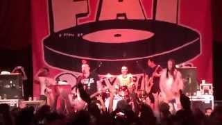 NOFX - "Linoleum" (Live) Fat Wrecked For 25 Years Chicago, IL 8/17/2015