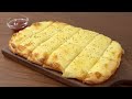 製作令人愉悅的起司大蒜麵包，奶油大蒜醬的簡單做法｜Cheese Garlic Bread