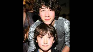 Don't Trust A Jonas; Chapter Six (1/6)