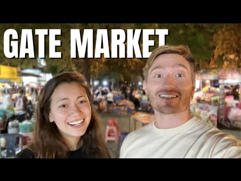 CHIANG MAI NIGHT MARKET (South Gate)