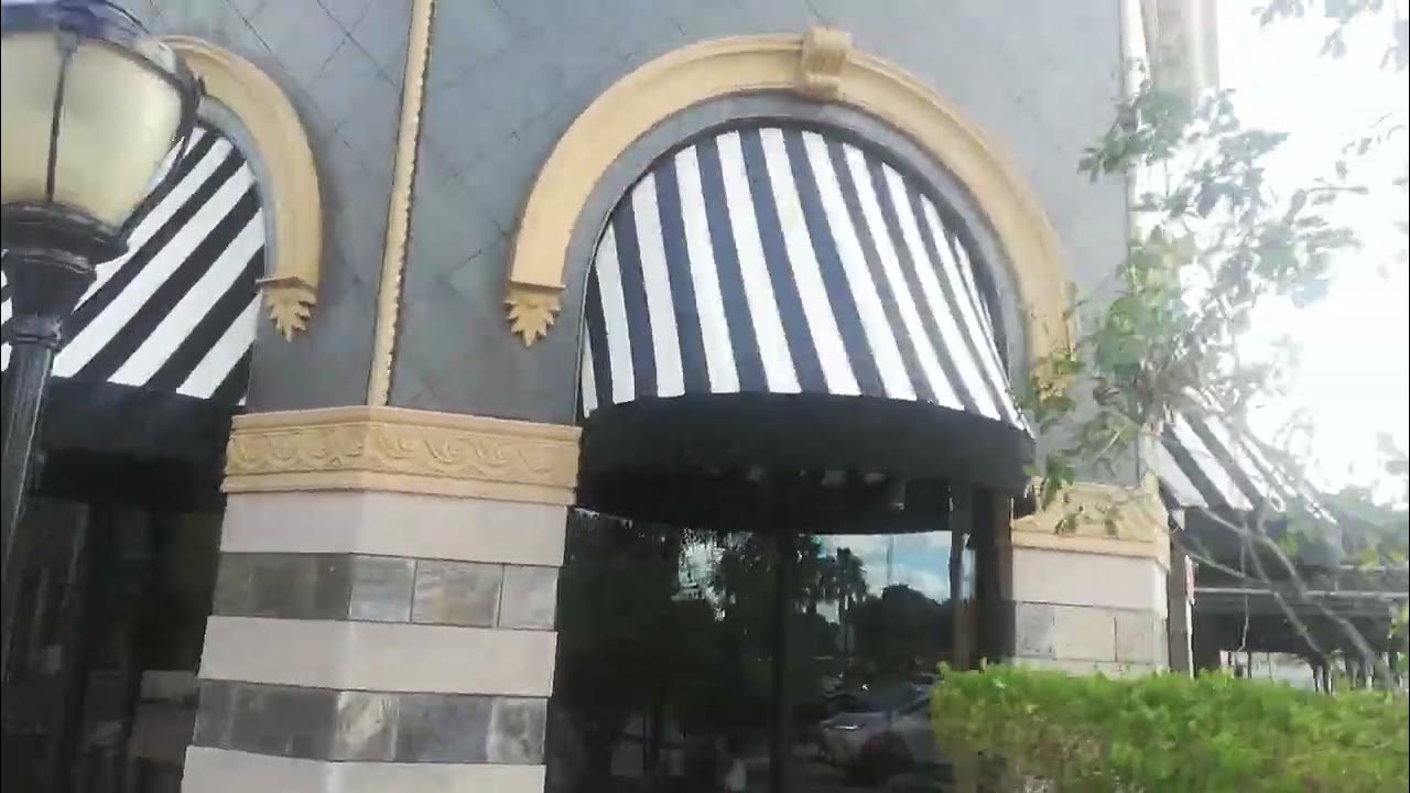 Lampposts at a restaurant at Westfield Brandon Mall Brandon, FL YouTube