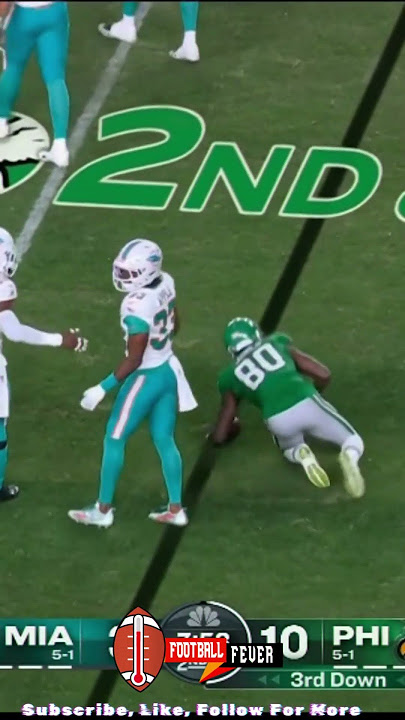 Juilo Jones 1st Catch and STANDING OVATION with EAGLES