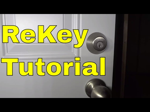 Vídeo: Como você recodifica um Weiser Lock?