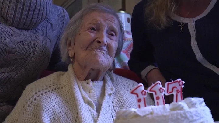 World's Oldest Person Turns 117 Crediting Raw Eggs and Steak To Longevity