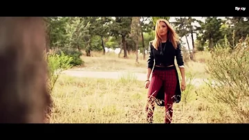 Στέλλα Καλλή - Έτσι κάνω εγώ | Stella Kalli - Etsi kano ego - Official Video Clip (HQ)