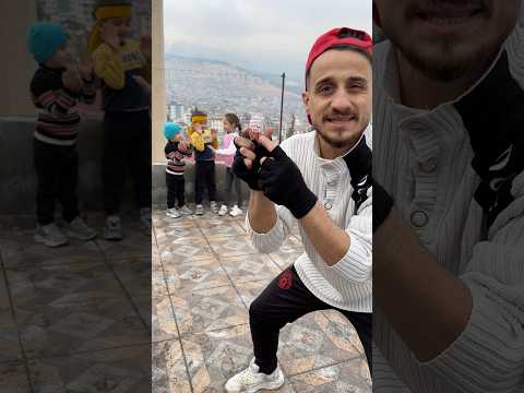 هي القنبلة فيها حبات سم ضحكت عليهن