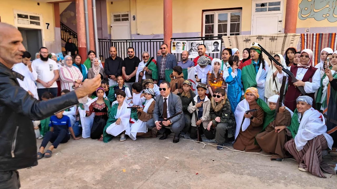 متوسطة  أول نوفمبر 1954 قديل.