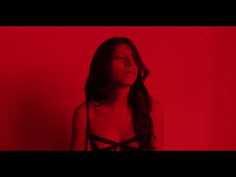 Luisa Almaguer ‑ ‘’Wey‘’ Lyric video