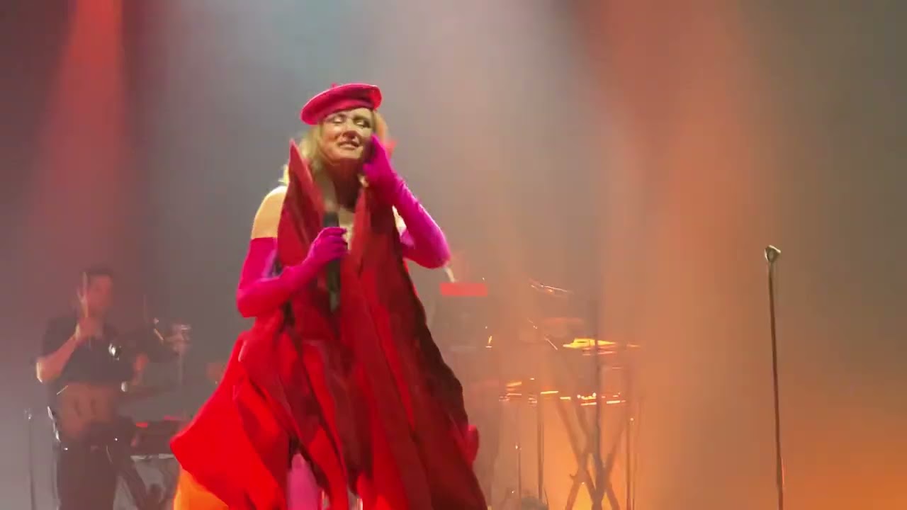 Roisin Murphy - Sing it back. Live in Warsaw. 4/05/2022. #roisinmurphy #moloko @musictravellerspl283