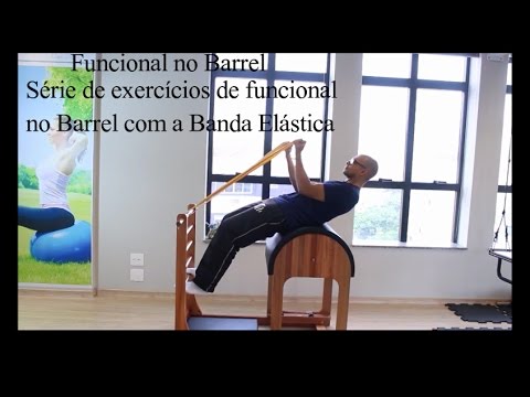 Exercícios de Treinamento Funcional no Barrel 