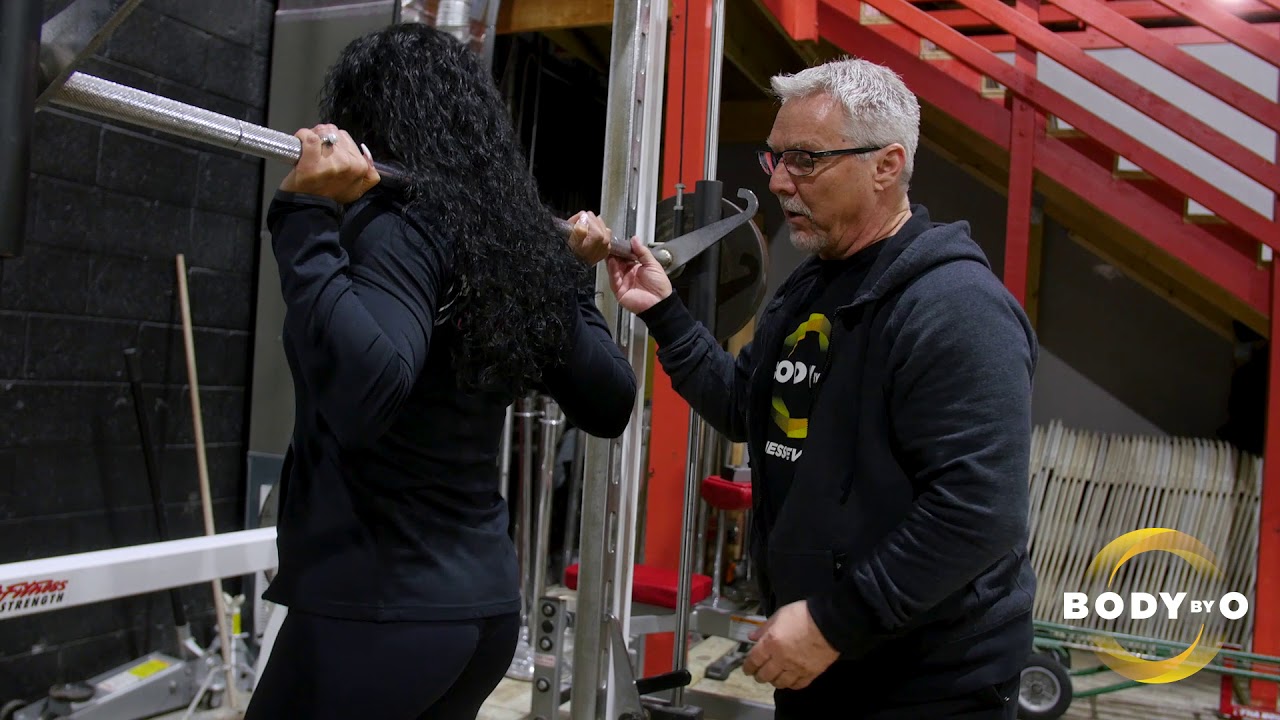 Coach Kim Oddo Stresses The Importance of Positioning on Smith Machine Squats