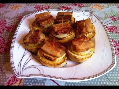 Видео рецепт Картошка с салом, запеченная в фольге