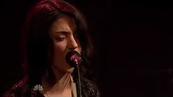 Sharon Van Etten - Serpents (Live at Late Night with Jimmy Fallon)