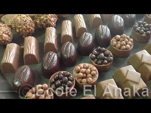 Vidéo: Examen De L'alphabet Au Chocolat Artisanal De Coolson