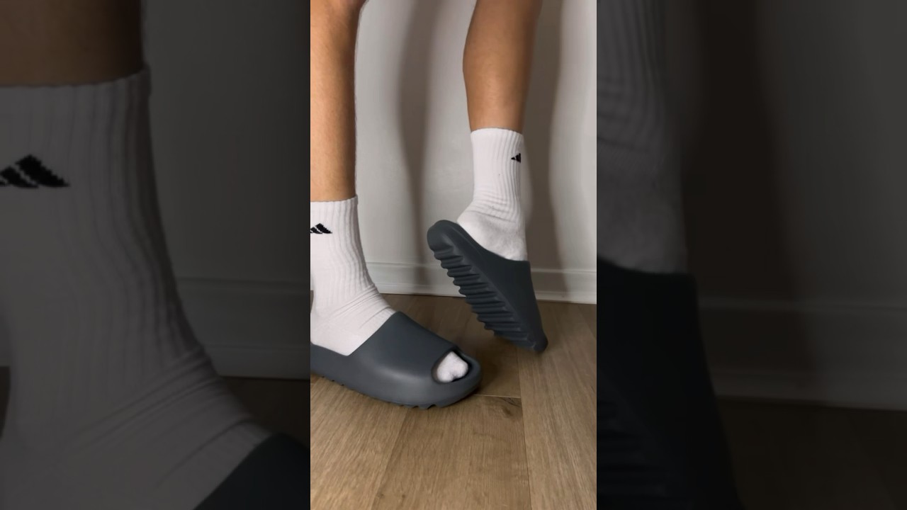 FIRST LOOK: Yeezy Slide 'Slate Grey' SIZING Update   YouTube