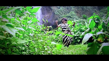 Betty bayo - Tutiri A Ngoriai  (Official Video) skiza code 90111196