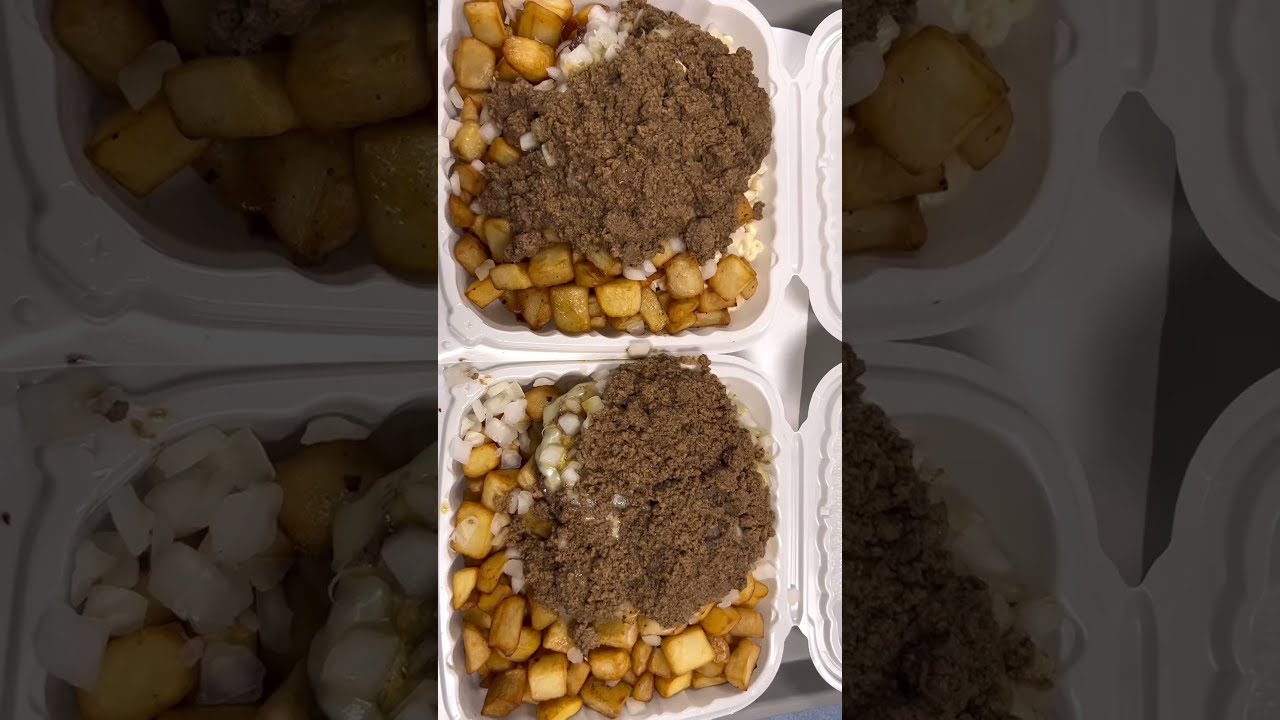 Rochester Garbage Plate | Steve Tβs Hots & Potatoes Rochester NY #foodreview #rochester