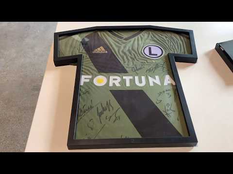 Ramka na koszulki T-Frame Umbra od Furnigo.pl Ramka na koszulki T-Frame Umbra od Furnigo.pl