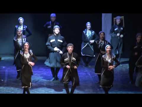 მამულიშვილი / Mamulishvili  ცეკვა ,,სვანური' ზაურ პაპიაშვილის ვარსკვლავის გახსნა (17-11- 2019)