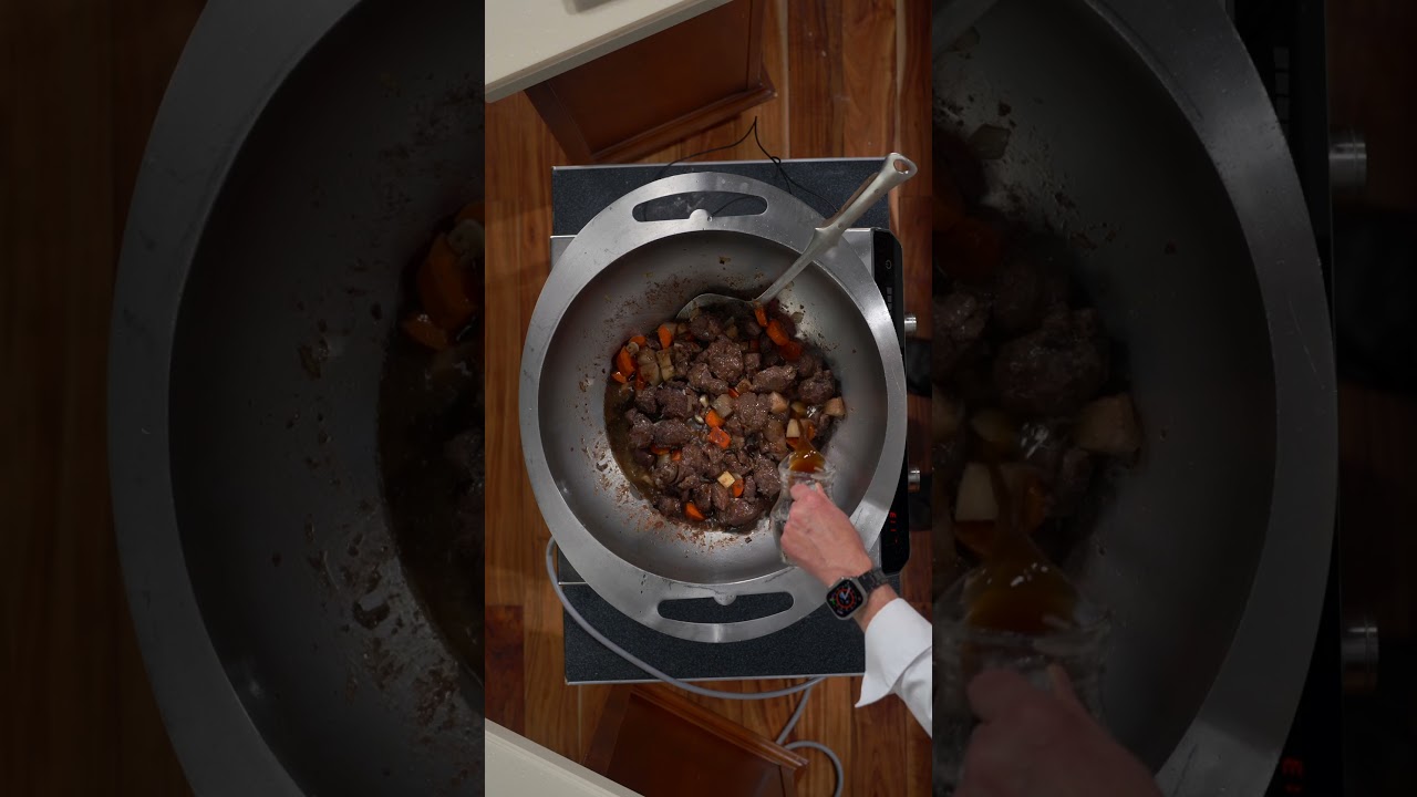 Олень в вине