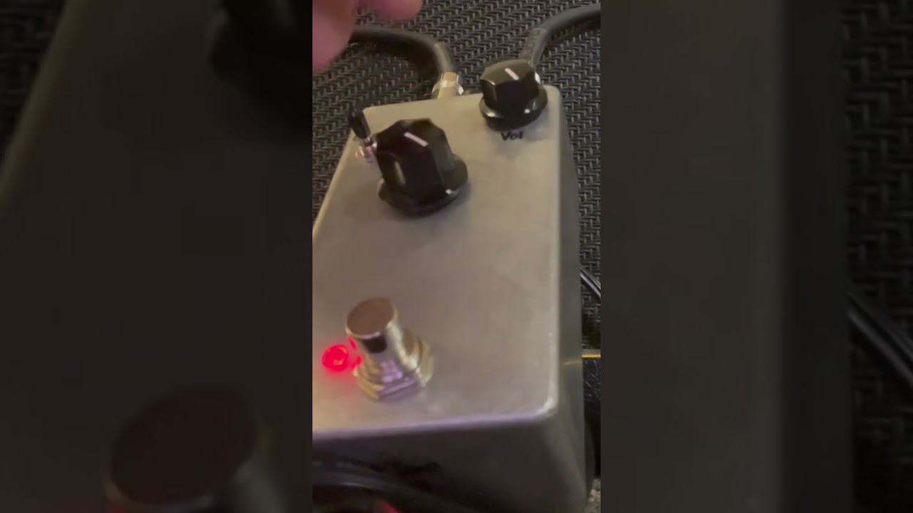 Heavy riffs with the Betty Wont Acetone FM2 style fuzz pedal and Schecter Omen Elite-7 guitar