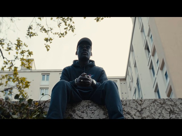 MIG - ENTR'ACT (Clip Officiel)