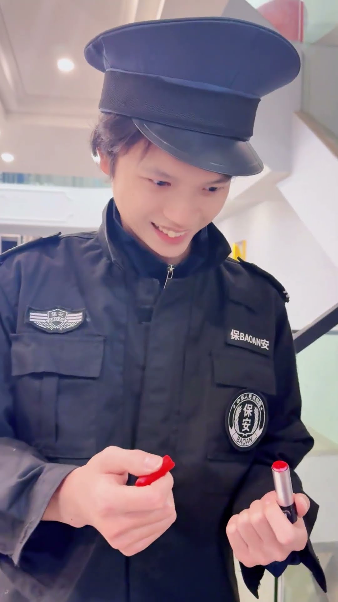 这样口红就能继续使用了#海贼王#路飞
